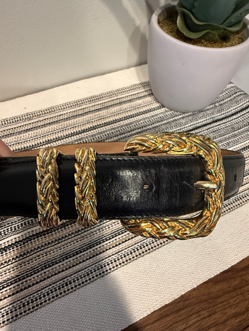 Brighton Black Leather Belt Gold Braided Buckle Size S Classic Statement Belt - Picture 3 of 11